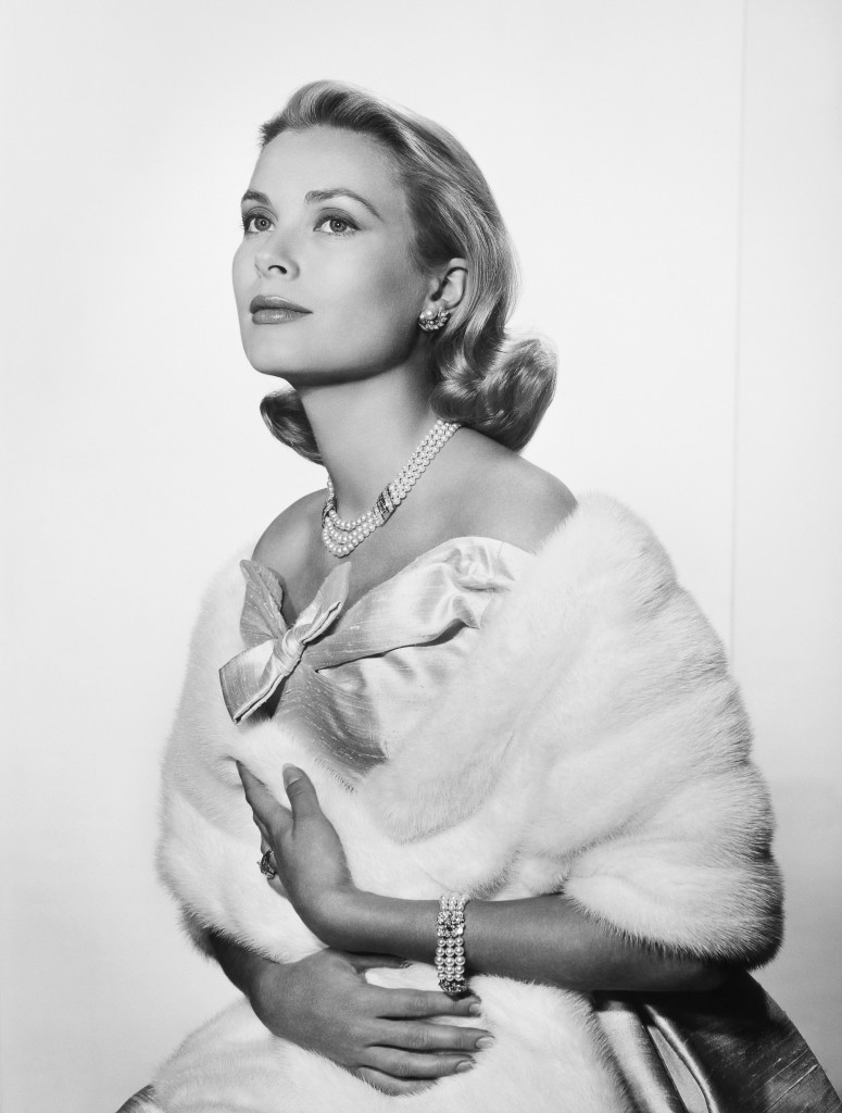 SPECIAL PRICE APPLIES. The late American actress and Monaco royal Grace, Princess of Monaco, nee Grace Kelly, 12 November 1929 - 14 September 1982). She is pictured in 1956